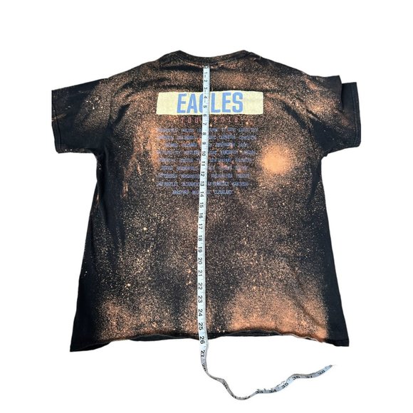 Eagles 2017 Tour Tshirt Size L - Picture 7 of 7